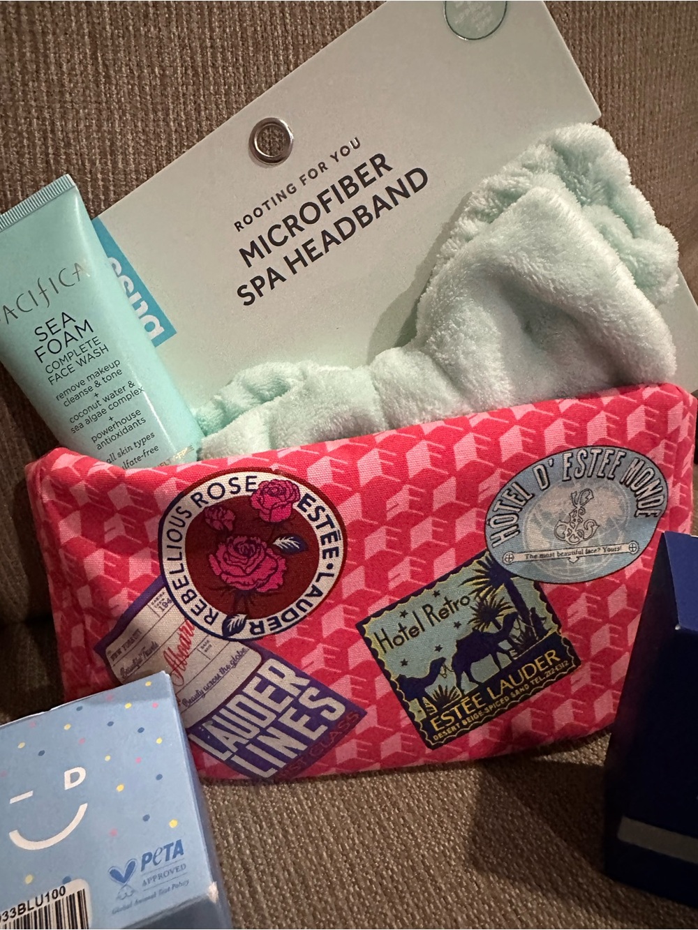 5 PC Estee Lauder Pink Patterned Cosmetic Pouch Bundle - Picture 3 of 5